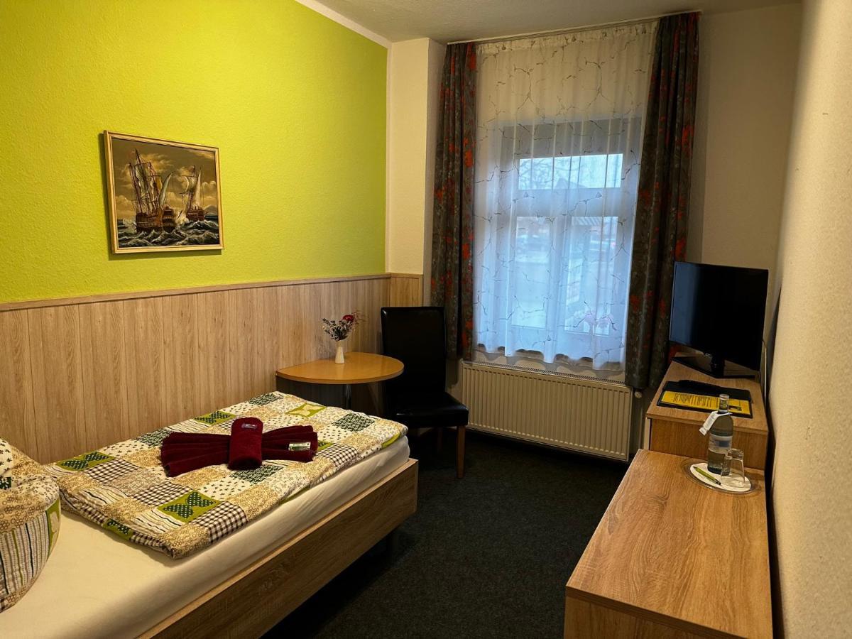 Pension Anni Sanitz Екстер'єр фото