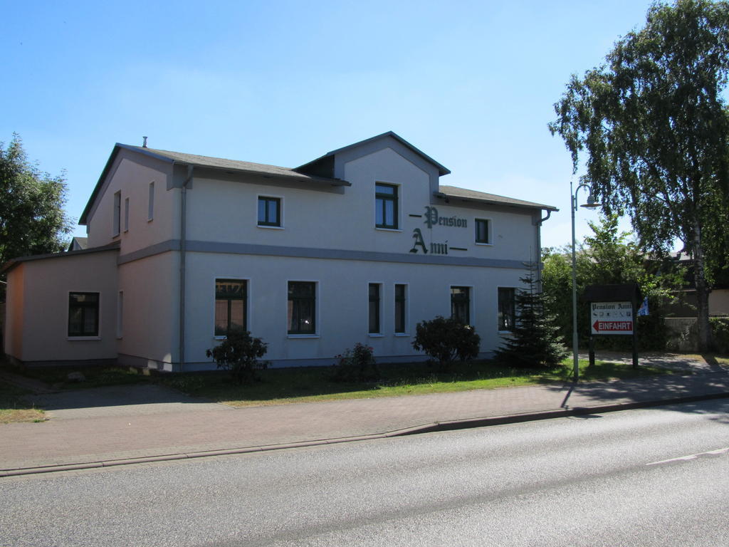 Pension Anni Sanitz Екстер'єр фото
