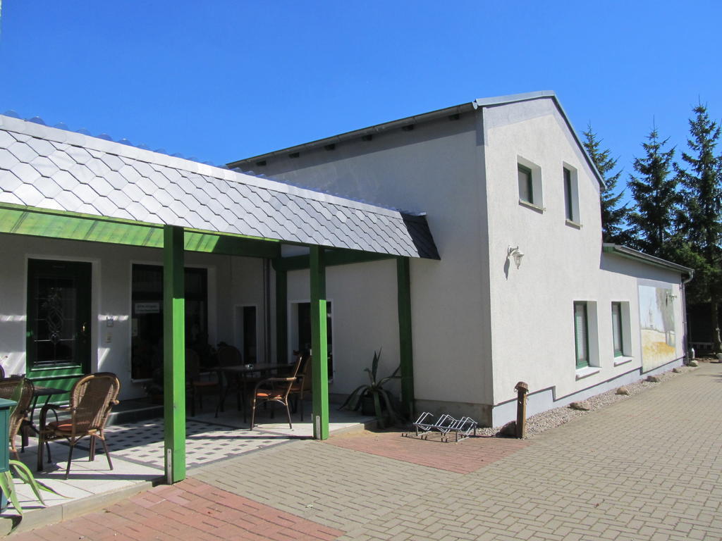 Pension Anni Sanitz Екстер'єр фото